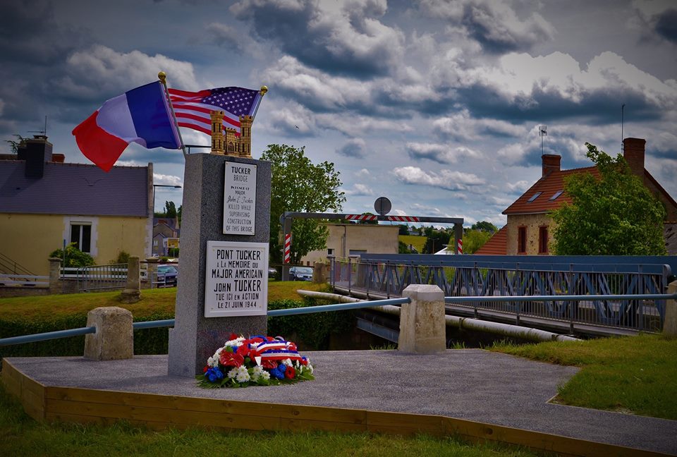 Inauguration du Monument Tucker